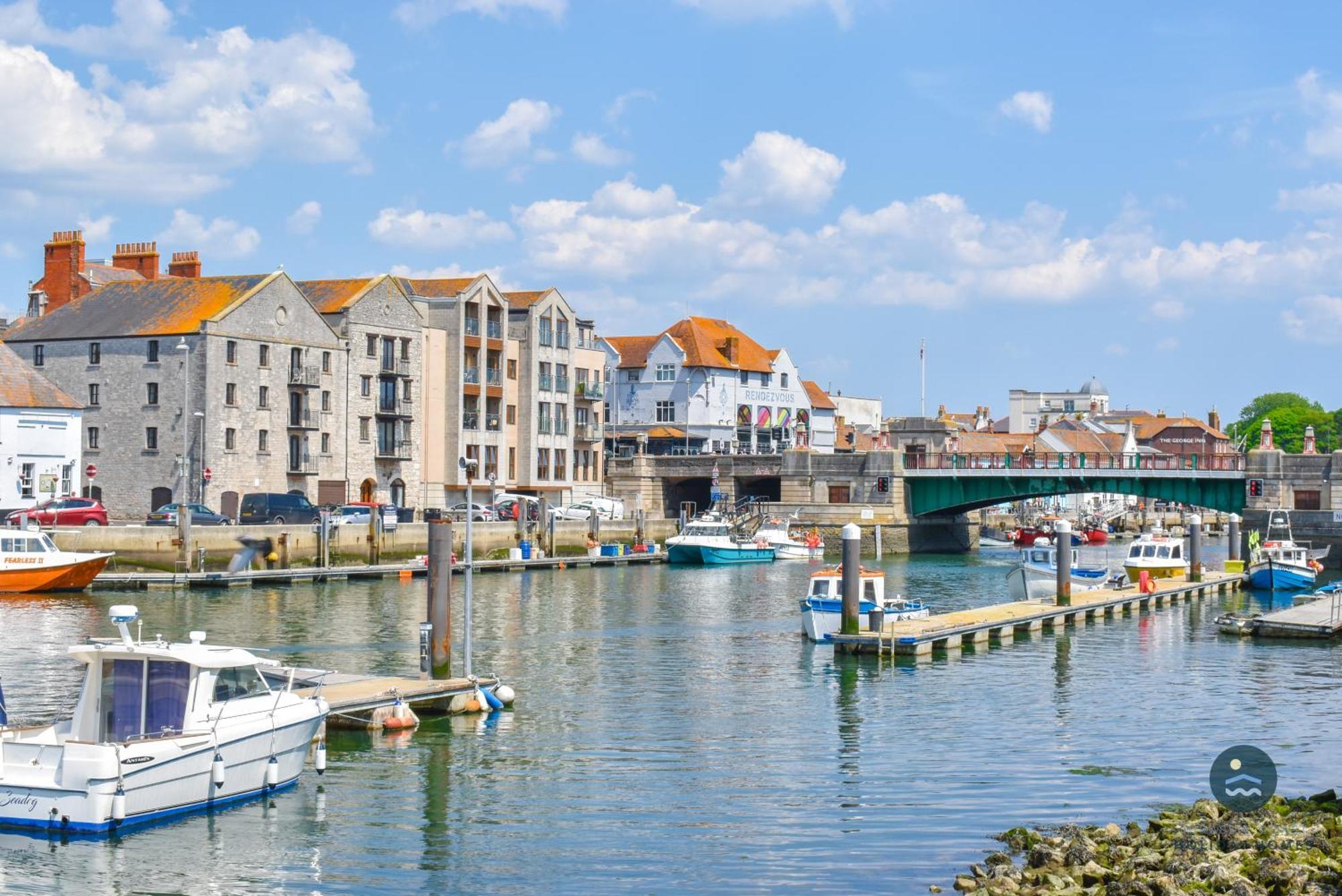 Days Away - Luxury Holiday Home Radipole エクステリア 写真